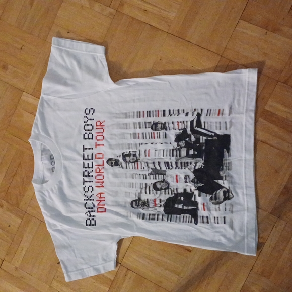 Back street Boys DNA world Tour Tee Shirt Size Small - Picture 3 of 4